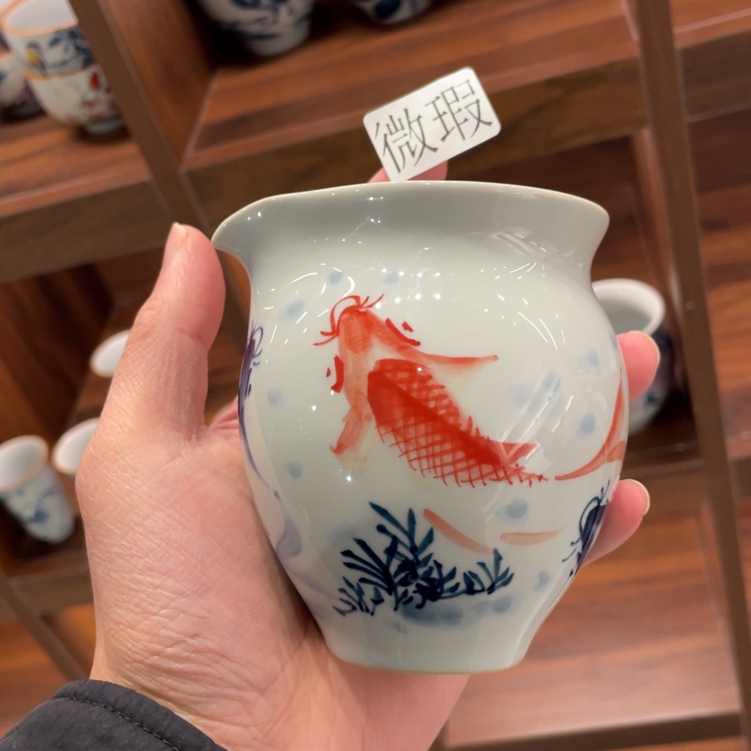 釉下手绘茶具微瑕
