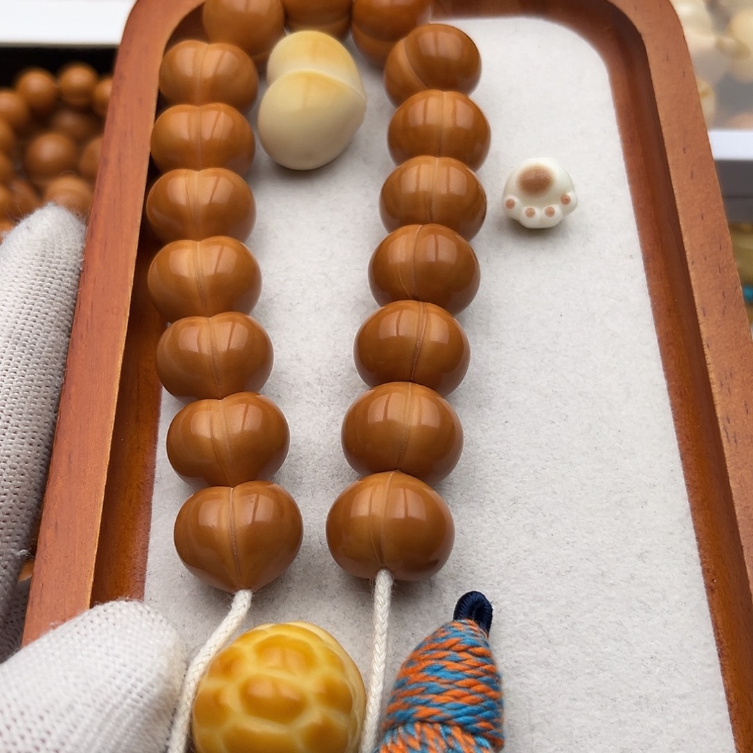 猴头核桃吊坠17屁桃