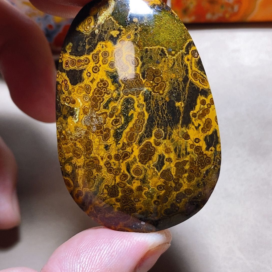 未镶嵌颈饰玛瑙/玉髓森****~