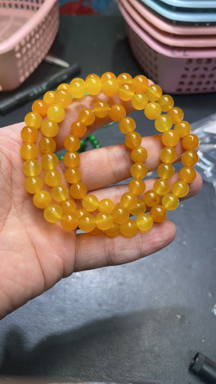 D  905  卡8 三圈鸡冠黄手串