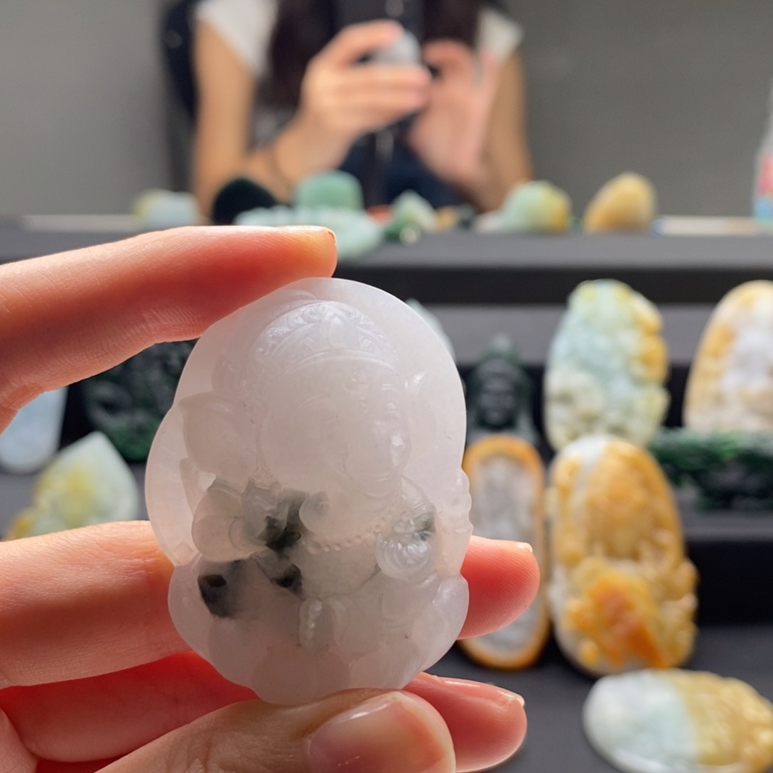 定制翡翠未镶嵌翡翠