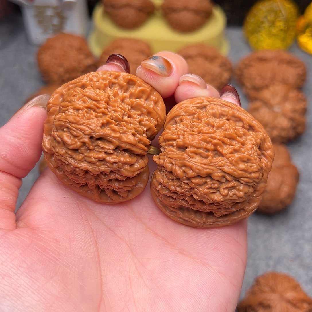 把件文玩核桃毕业精品精配南疆石43.9全品球疆