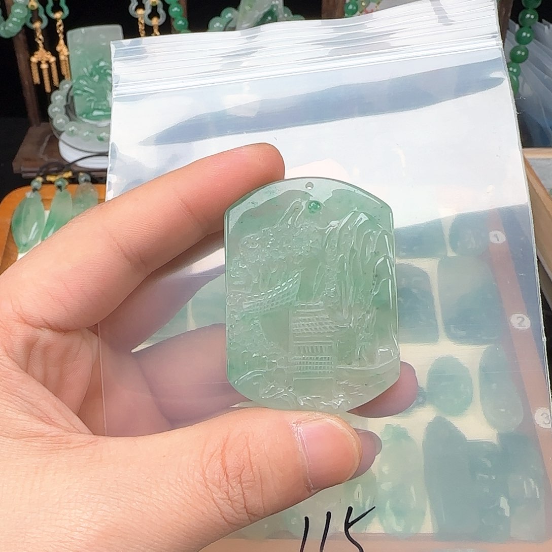 石英质玉颈饰未镶嵌