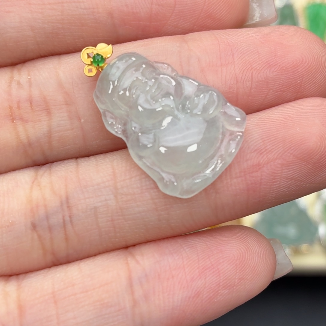 翡翠18K金镶嵌颈饰