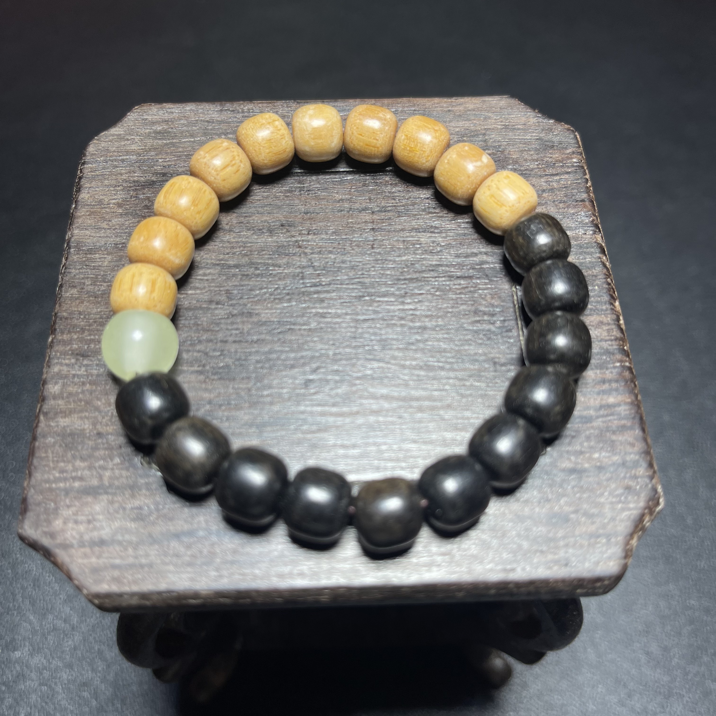 A66 双色胡桃木手串 8mm （无礼盒）