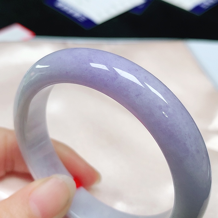 翡翠手镯（圆镯）未镶嵌