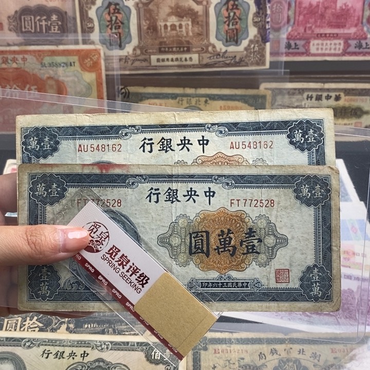 随机发一张。                