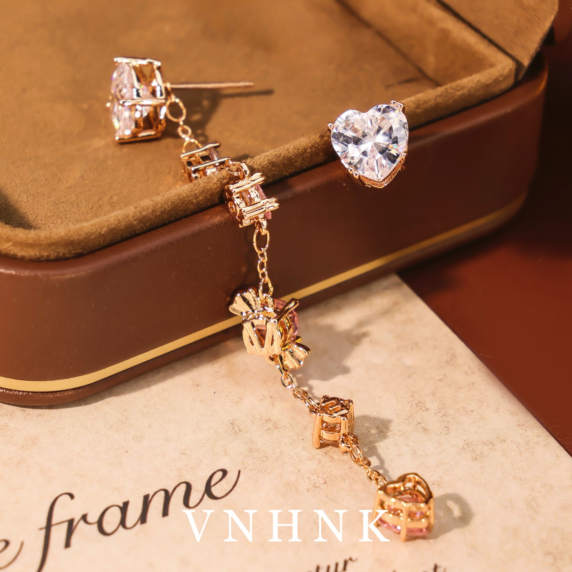 铜合金合成锆石耳饰 美可儿  B261   玫瑰色小众百搭耳环