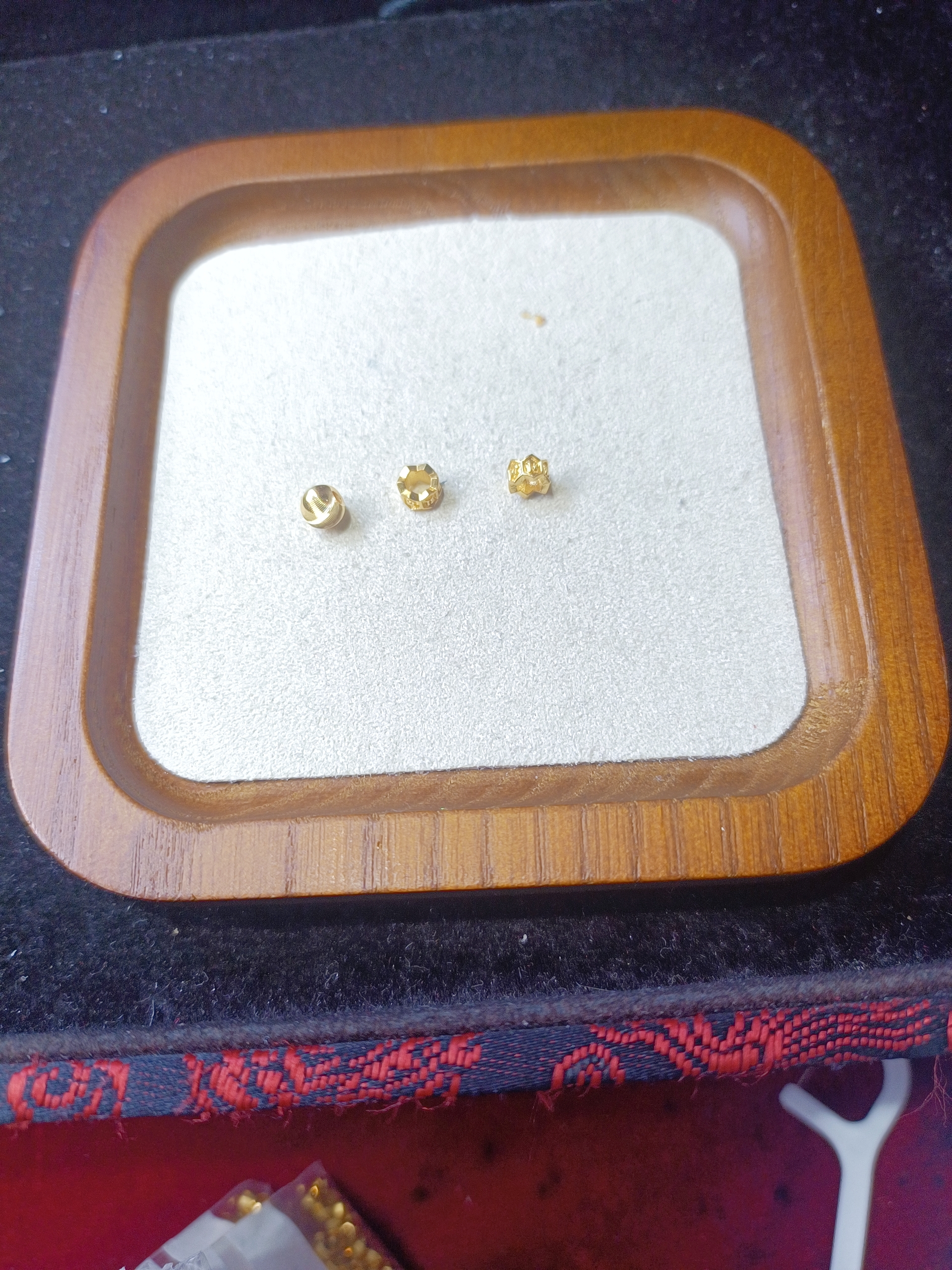 足金999古法5/跑环金珠1.056克转运珠