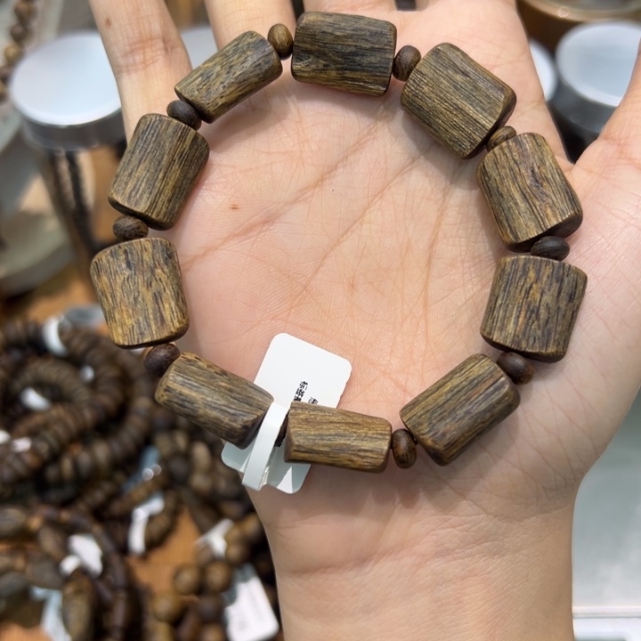 沉香碎屑沉香1.3树心油