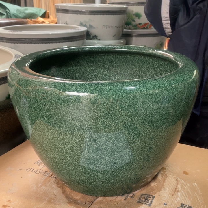 缸直径50厘米高度34cm，瑕疵品