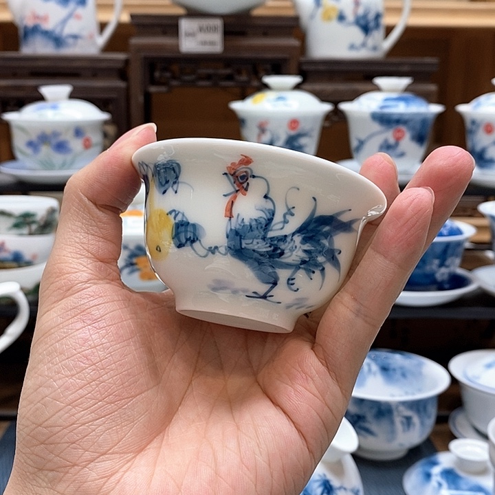 手绘公鸡压手杯85cc釉下彩微瑕福利款