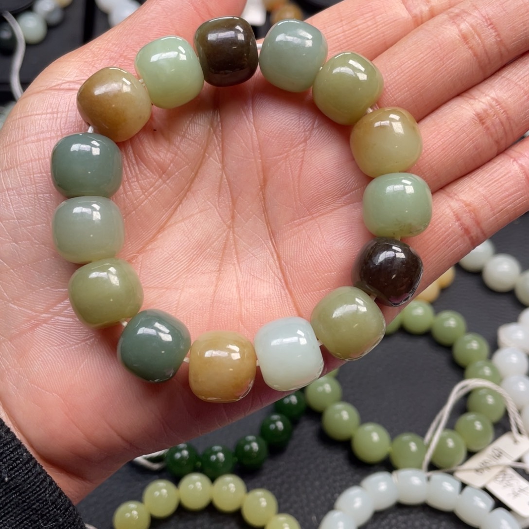 和田玉未镶嵌手链