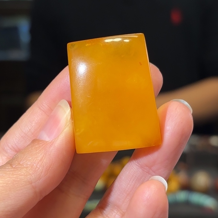 蜜蜡未镶嵌颈饰蜜蜡