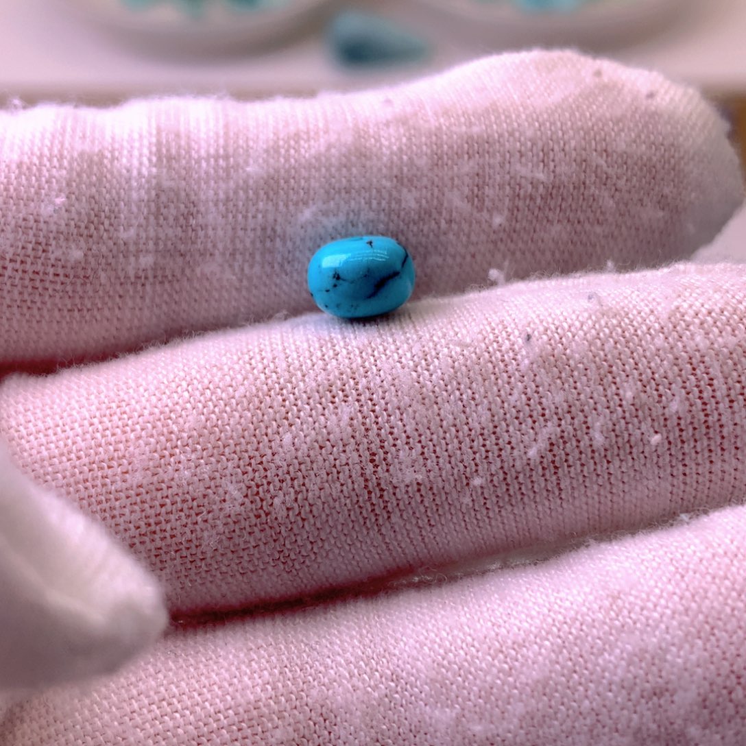 绿松石未镶嵌挂件