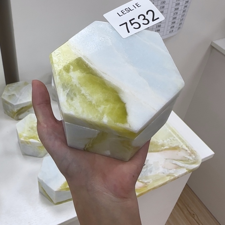 月**前X532.          No退换