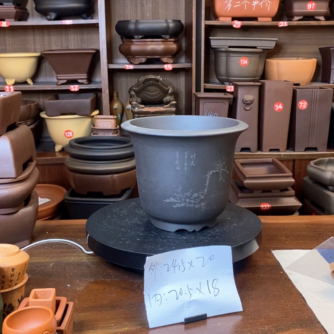 紫砂花盆紫砂花盆