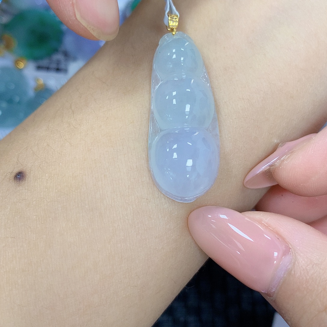 翡翠18K金镶嵌颈饰天然翡翠a货 百元以上9米证书费自理