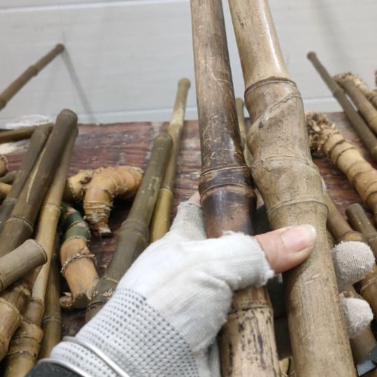 椒***）实心玉竹手把件金条料