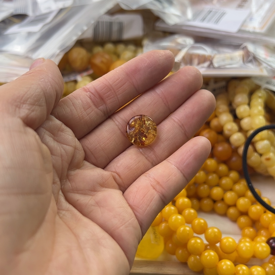 琥珀珠宝奇石未镶嵌