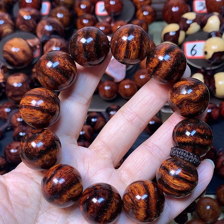 亮***黄花梨/降香黄檀虎皮花梨