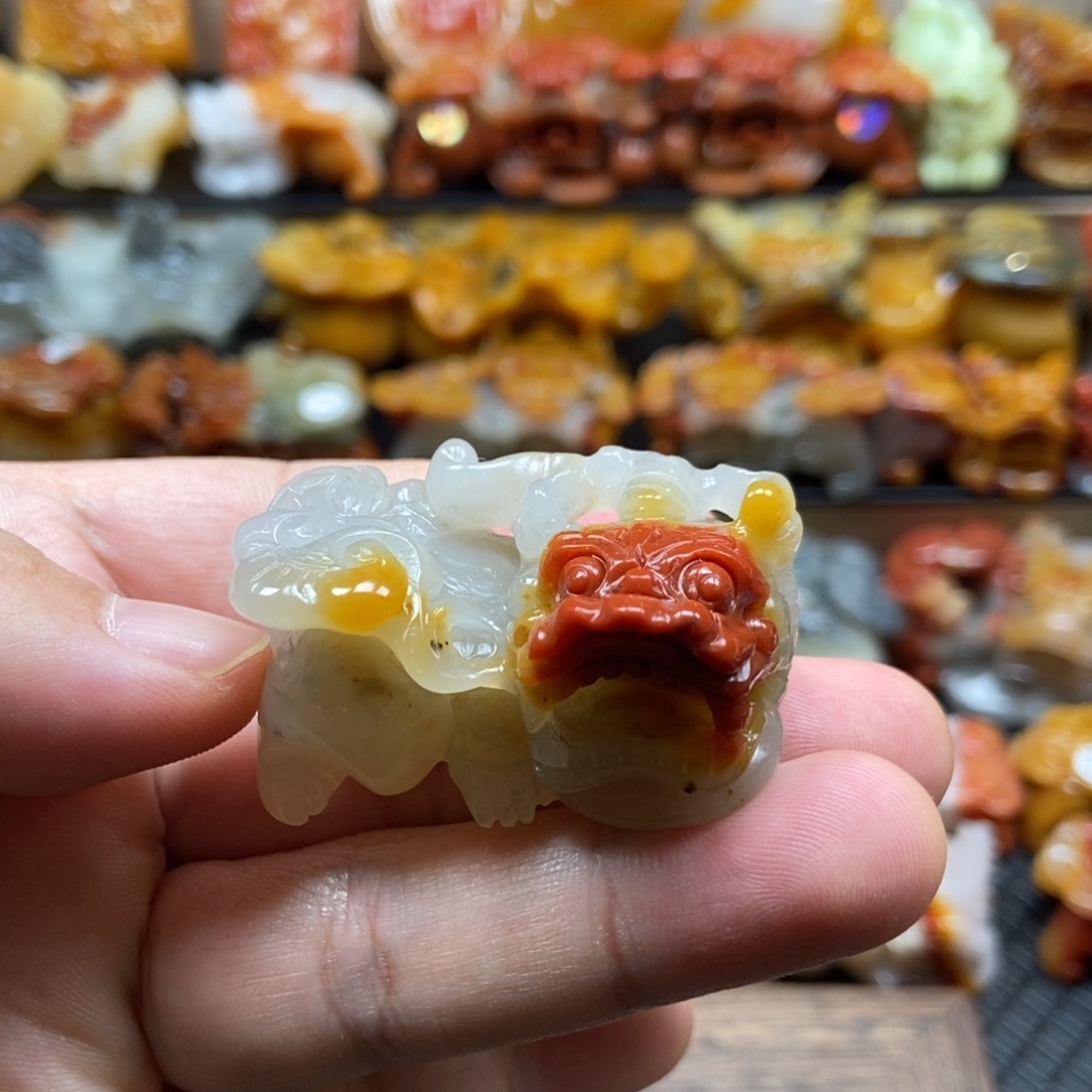 石英质玉（黄龙玉）挂件未镶嵌