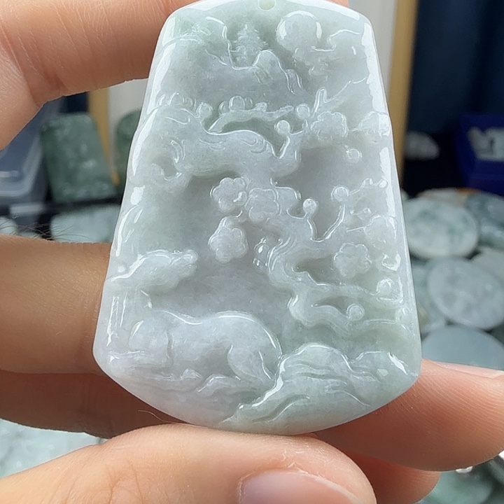 翡翠未镶嵌颈饰翡翠