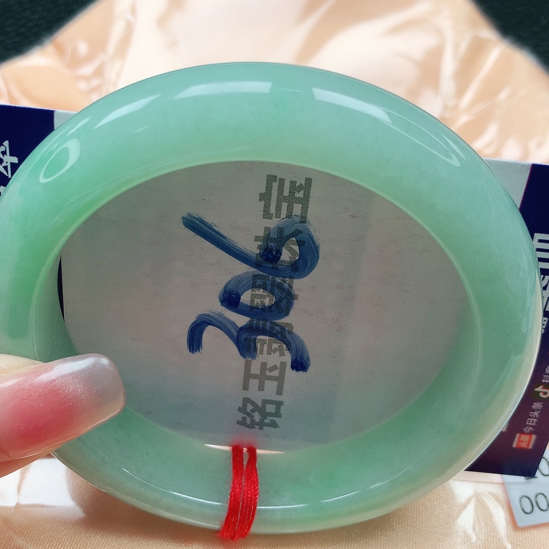 翡翠手镯未镶嵌缅甸天然a货翡翠