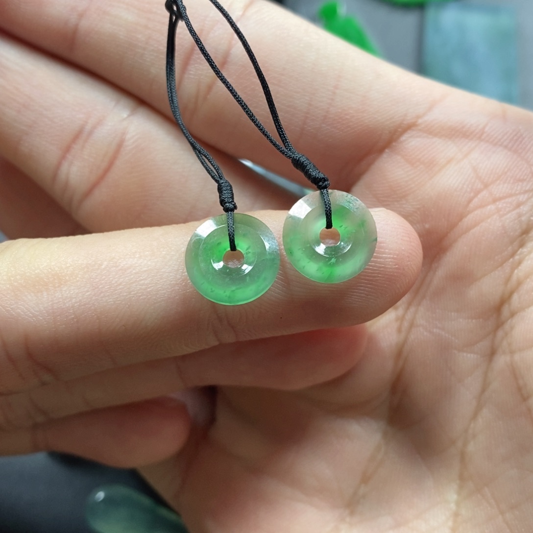 翡翠挂件未镶嵌翡翠珠宝翡翠珠宝