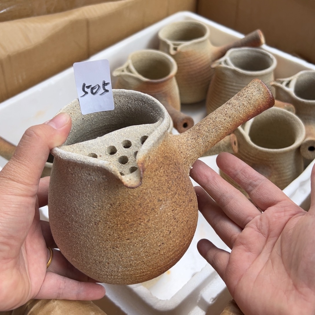 h***y感谢你的支持和帮助和罐