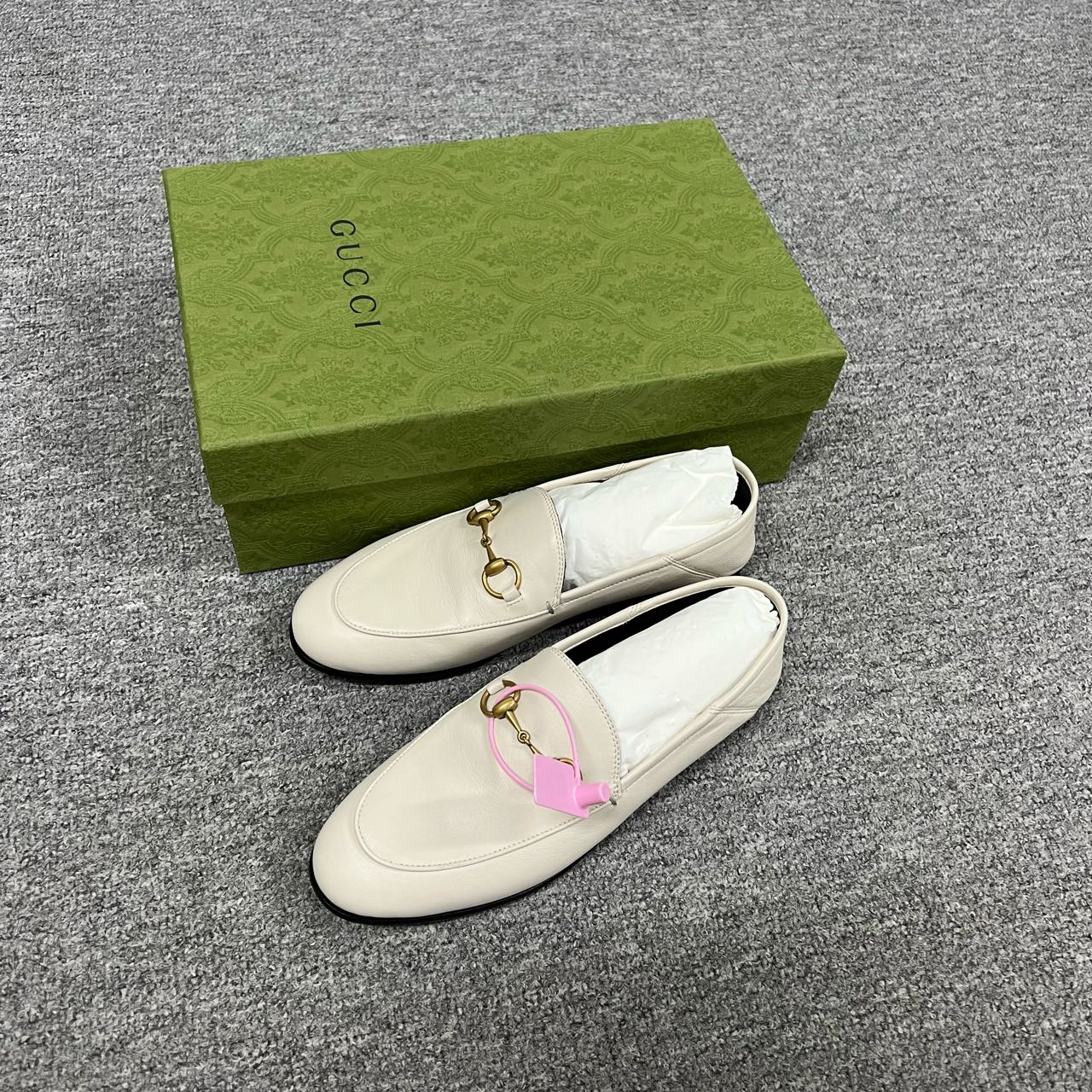 99新 GUCCI/古驰 gucci皮鞋36.5码