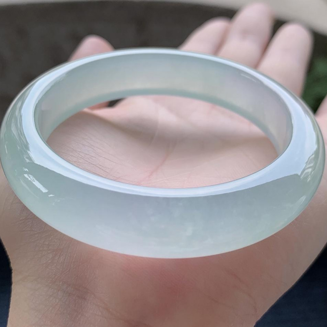 天然A货翡翠玉手镯圈口55正圈冰种起荧光 冰种起荧光A504050209