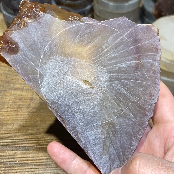 寒***月玛瑙/玉髓未镶嵌珠宝半成品寒冬月寄回