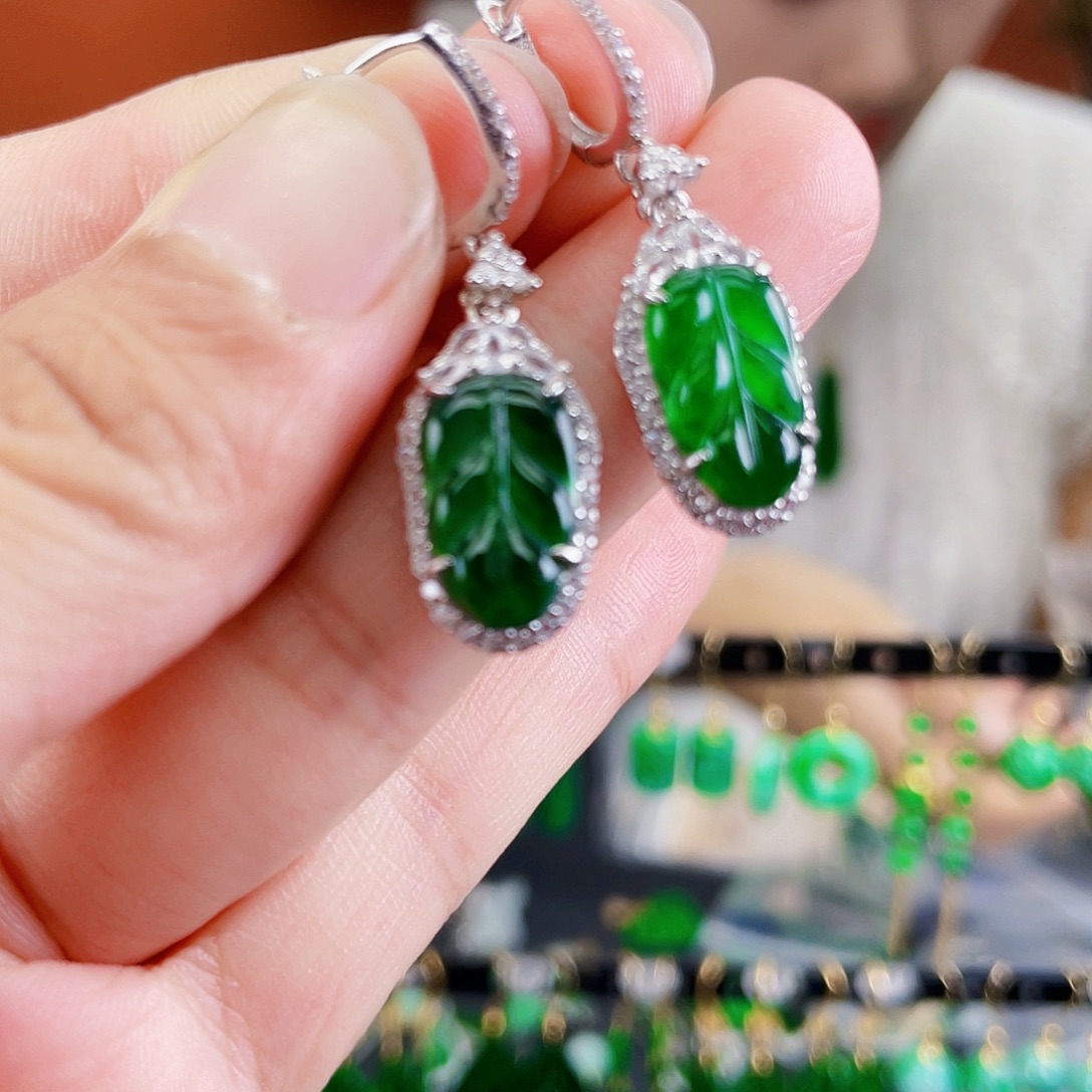 银S925镶嵌翡翠耳饰