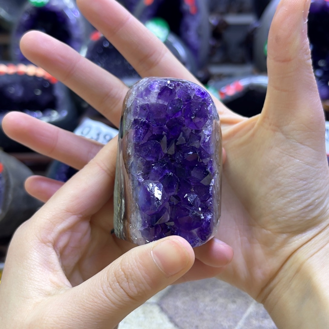 紫晶摆件未镶嵌紫水晶