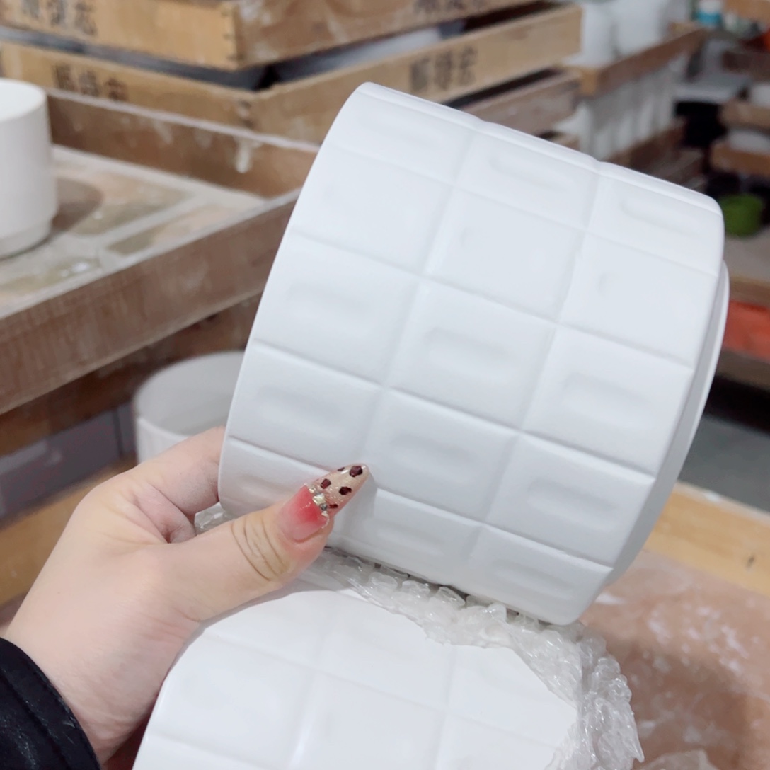 有孔，陶瓷花盆满10米包邮发货