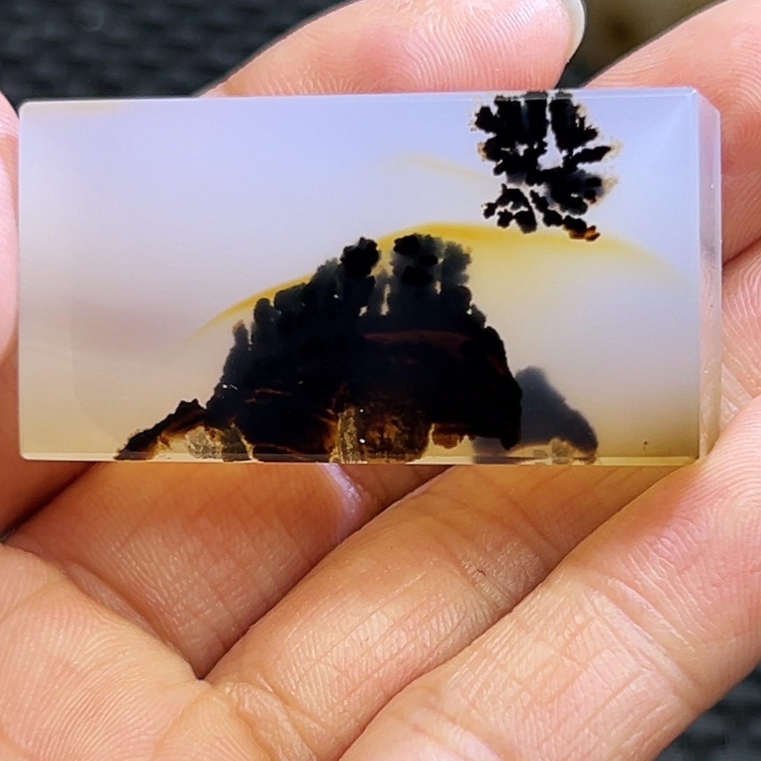 一***诺玛瑙/玉髓未镶嵌珠宝半成品