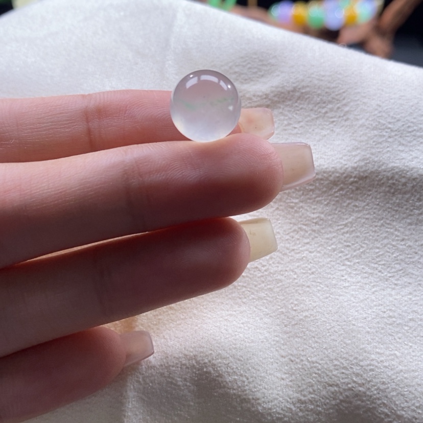 【闪购商品】翡翠颈饰未镶嵌高冰飘绿珠卡12.3