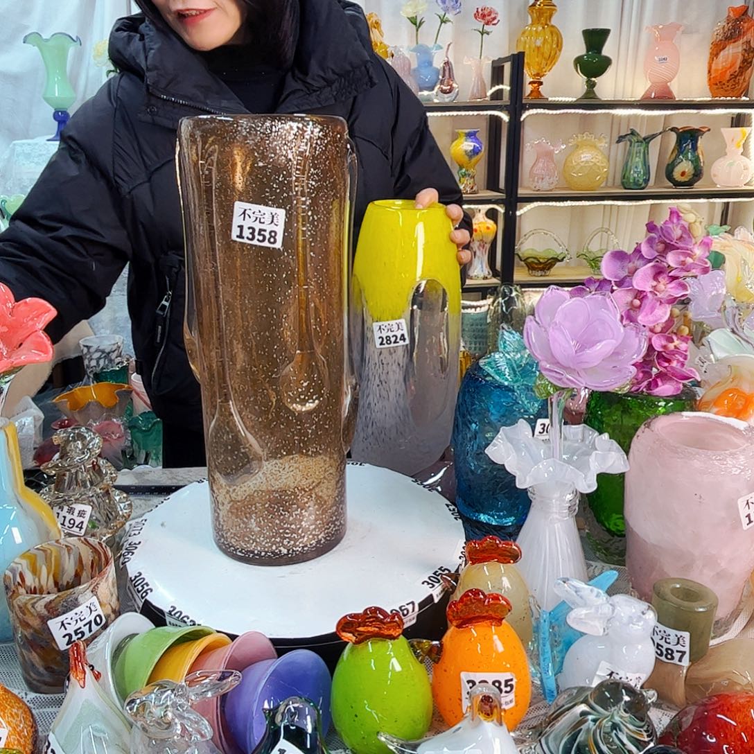1358 家悦美居琉璃摆件不完美