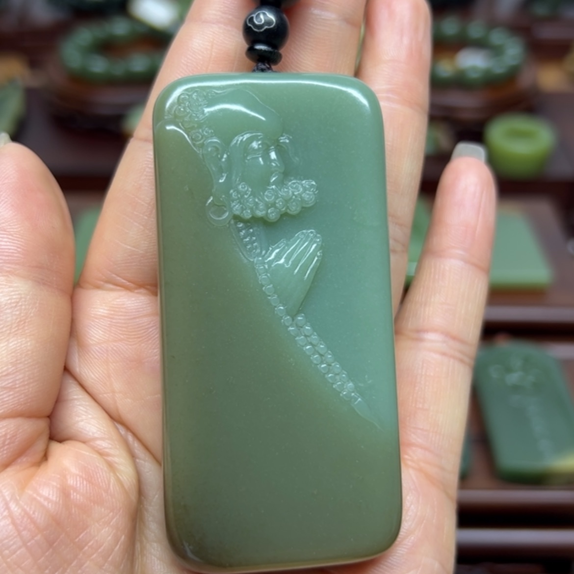 【闪购商品】未镶嵌岫岩老玉（透闪石质玉）把件达摩