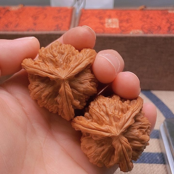 吊坠文玩核桃A****m三棱