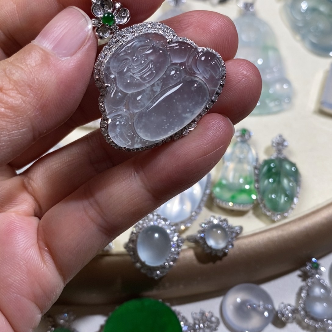 翡翠18K金镶嵌吊坠(不含链)佛公
