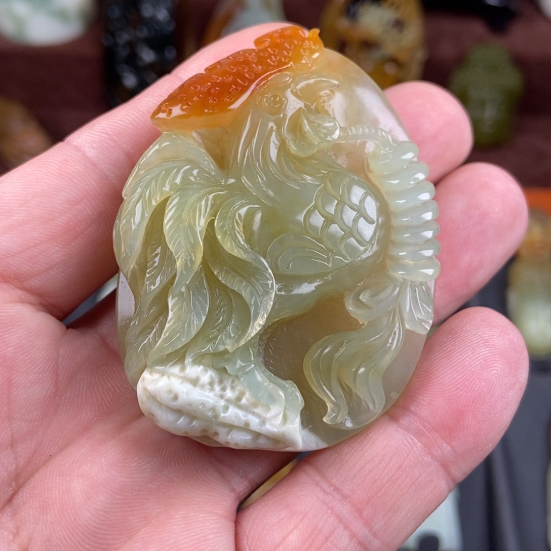 蛇纹石玉挂件未镶嵌