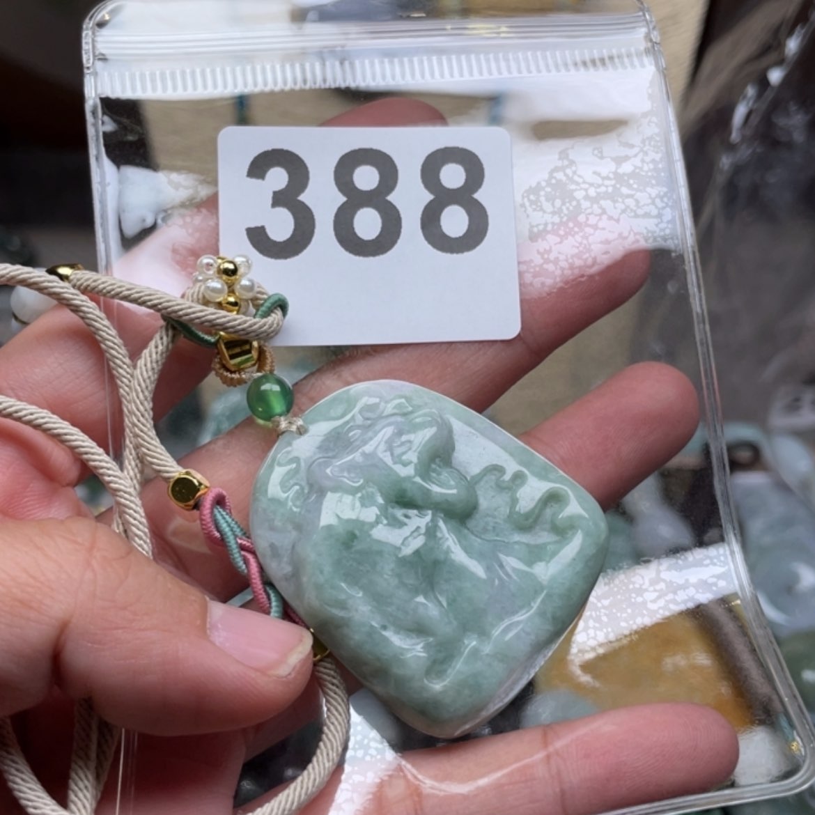 【闪购商品】翡翠颈饰未镶嵌有***财翡翠