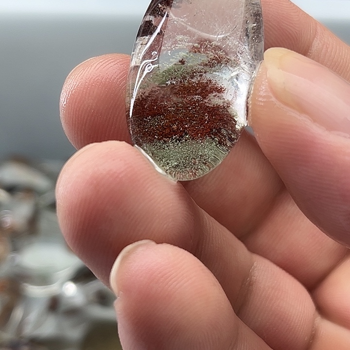 未镶嵌吊坠(赠链)水晶