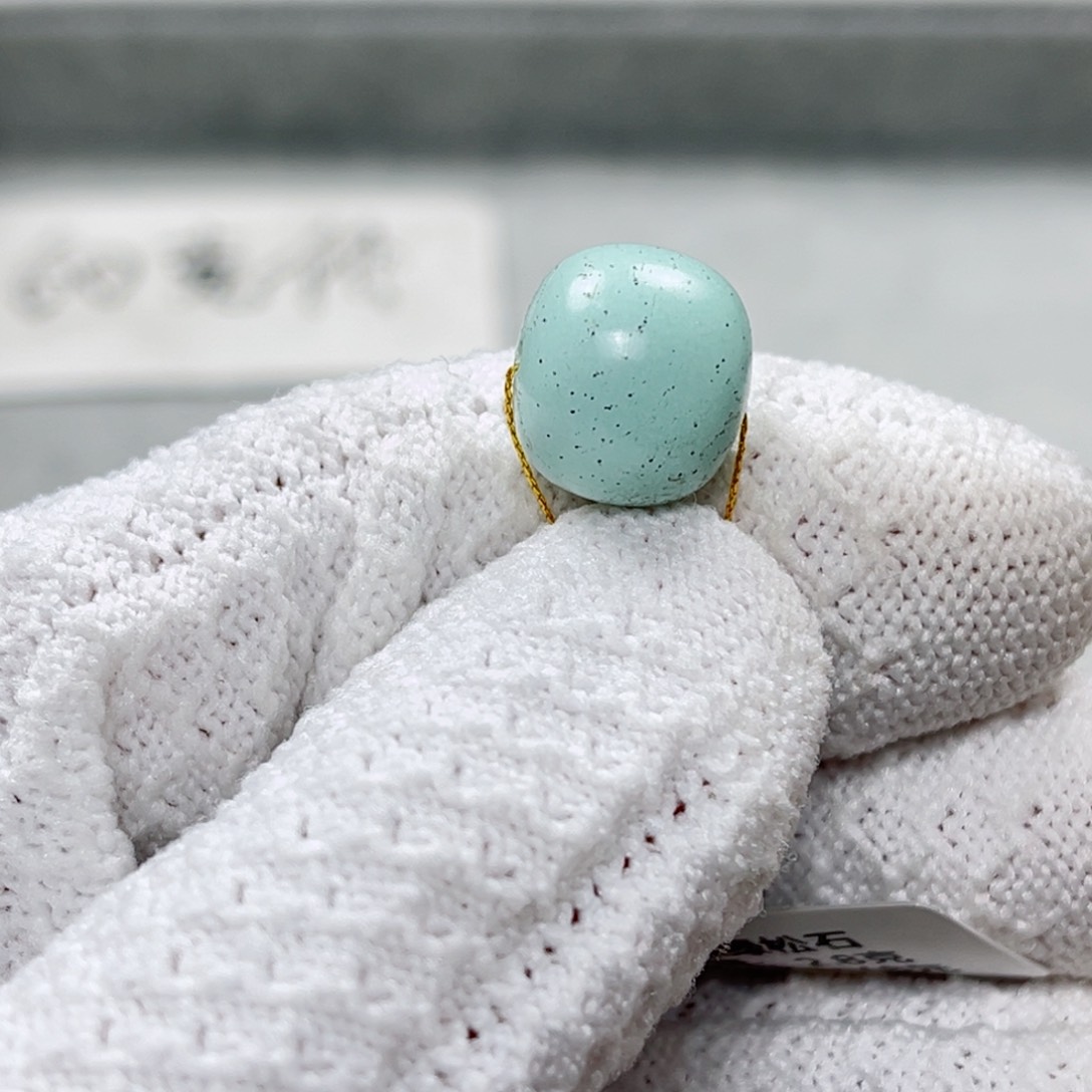 绿松石绿松石未镶嵌