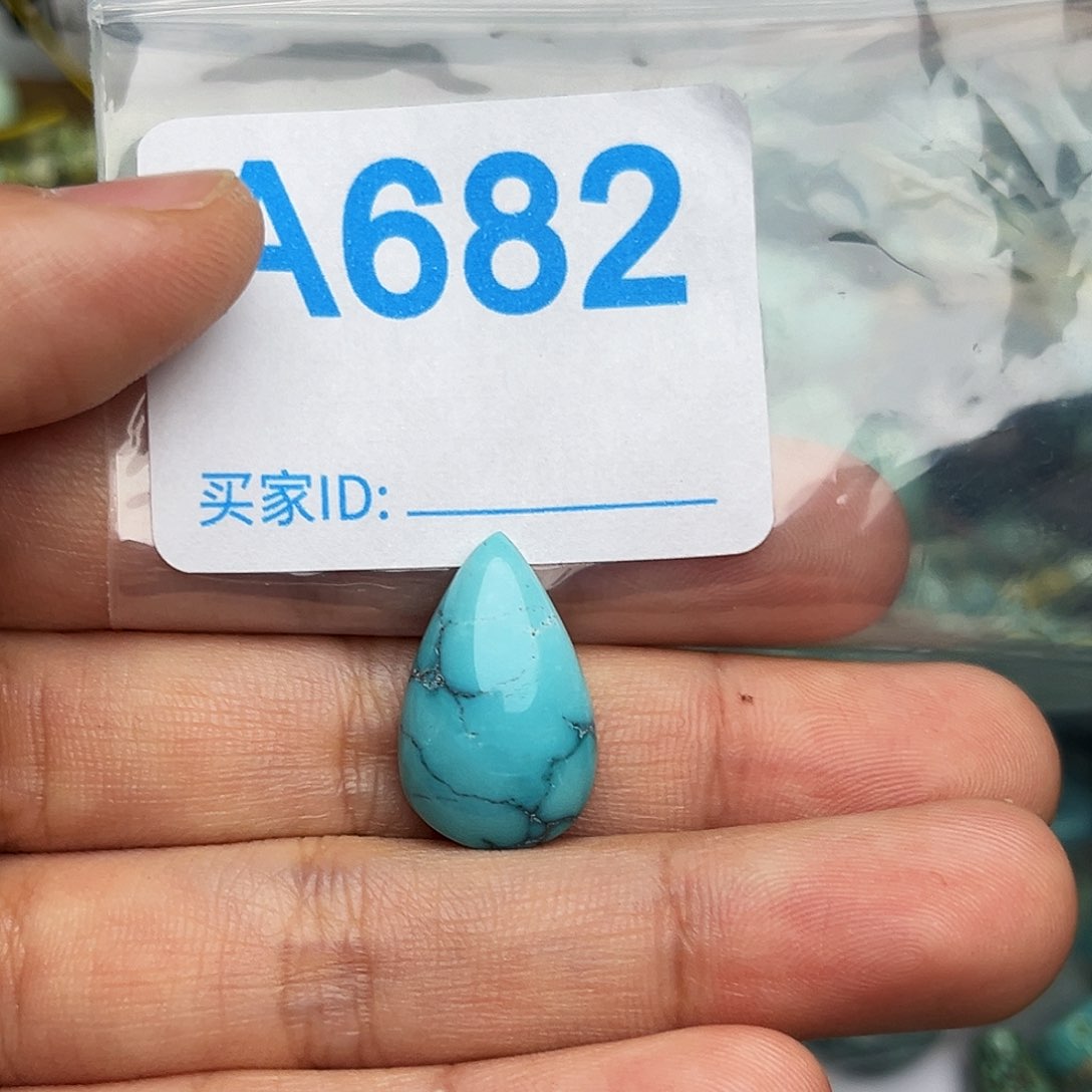 绿松石配饰未镶嵌一**西