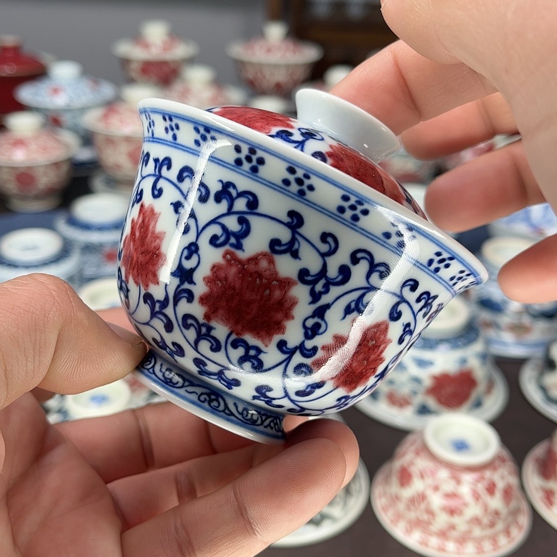 景德镇陶瓷青花釉里红120CC