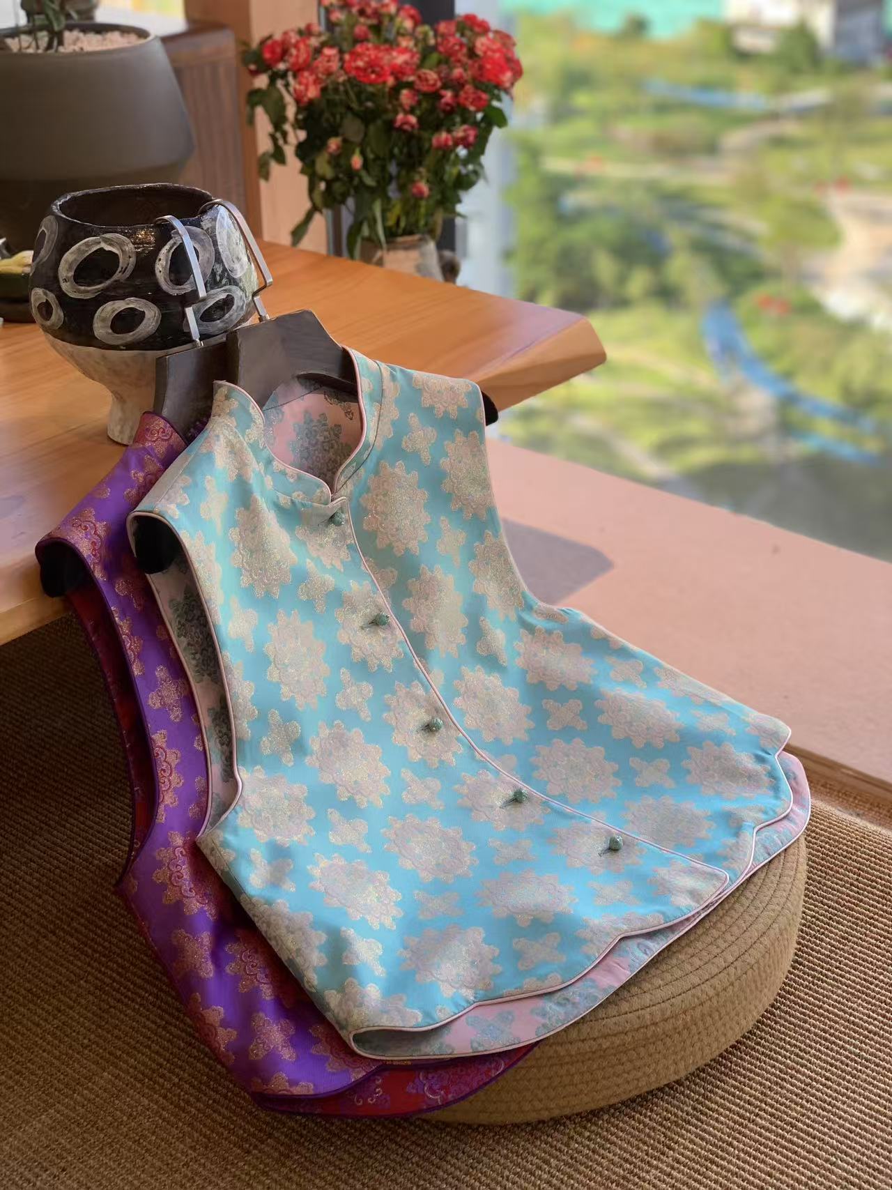 鑫瑶臻选【宝相花】两色双穿宋锦年轻款轻奢大气显瘦新中式国风马甲