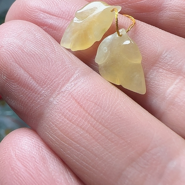 翡翠未镶嵌颈饰天然缅甸翡翠黄叶子